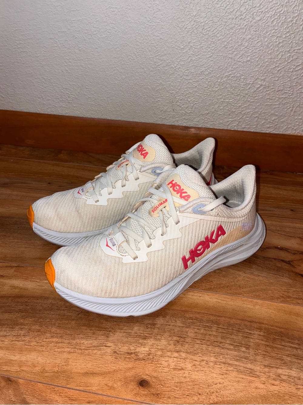 Hoka Women’s Solimar Athletic Running Sneaker Shoes, off white- size 7.5